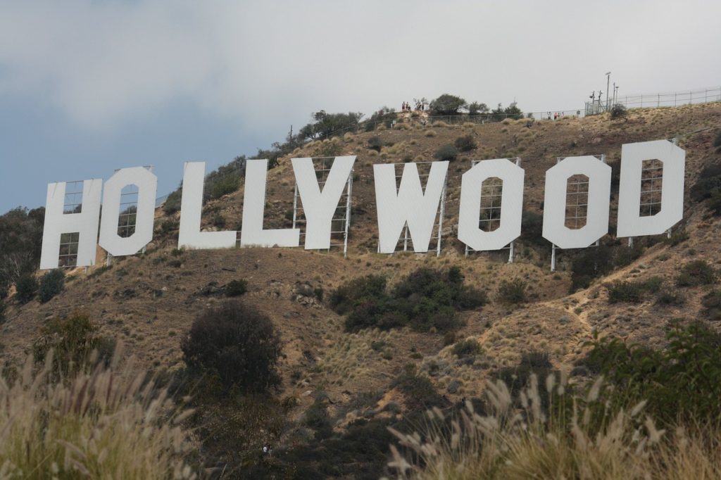 hollywood sign hike - Los Angeles with Older Kids