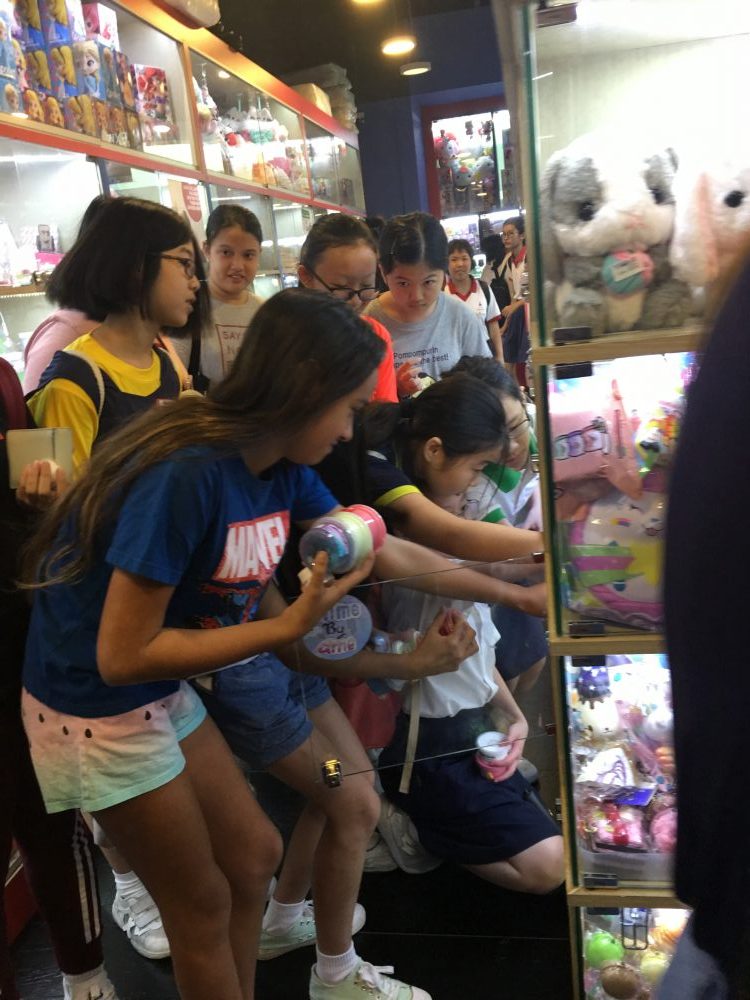 Slime by Ame loja Plaza Singapura locker for Slime by Ame - allowance creating the entrepreneur
